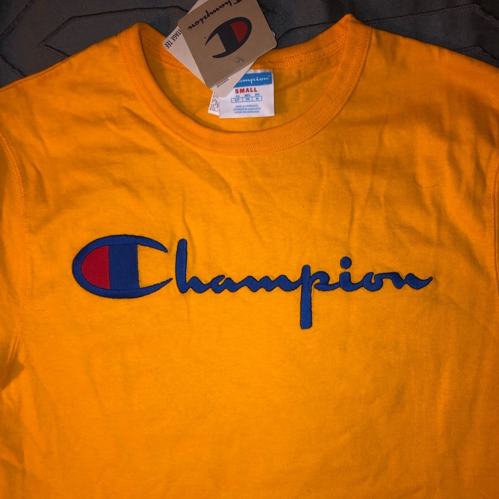 Champion t shirt